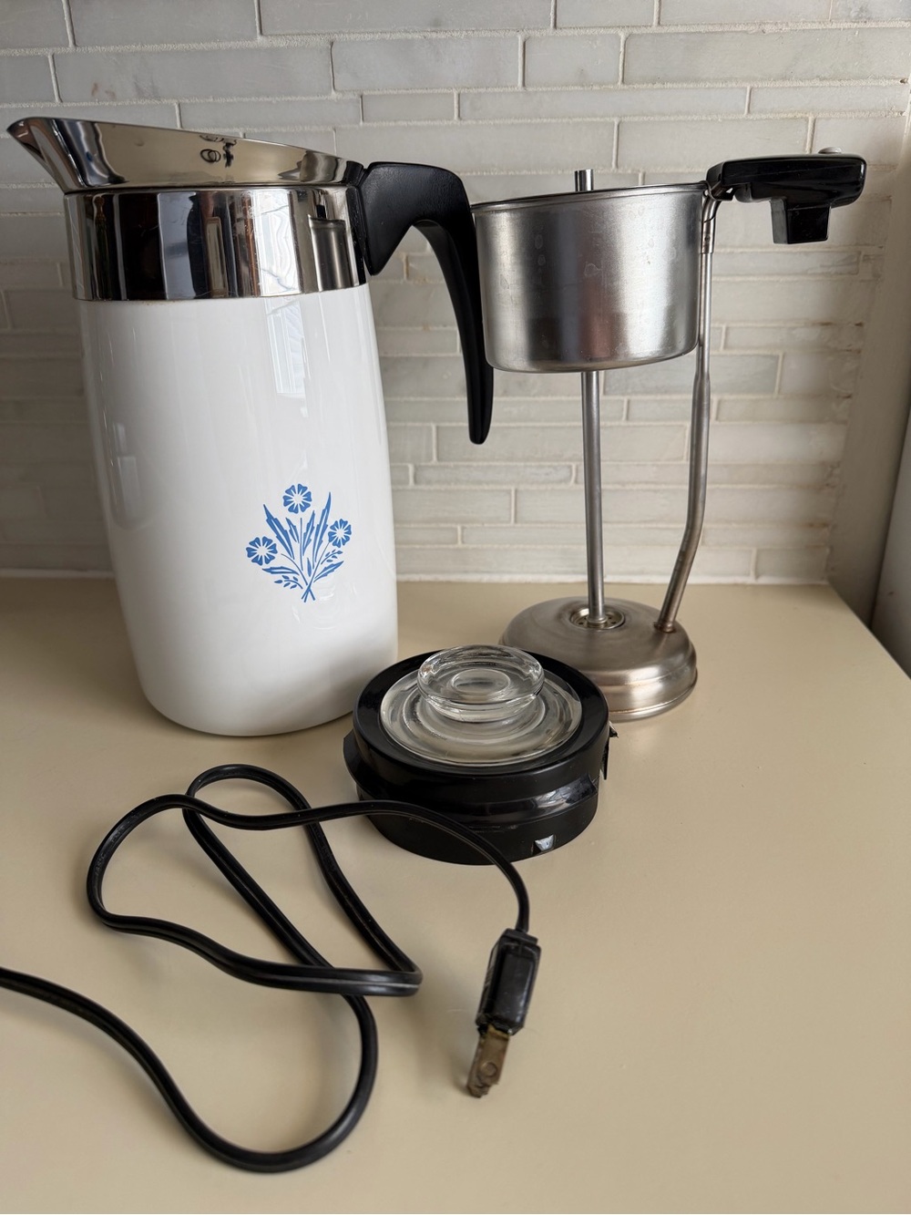 Vintage Corning Ware Blue Cornflower 10-Cup Electric Coffee Percolator – P-80-EP